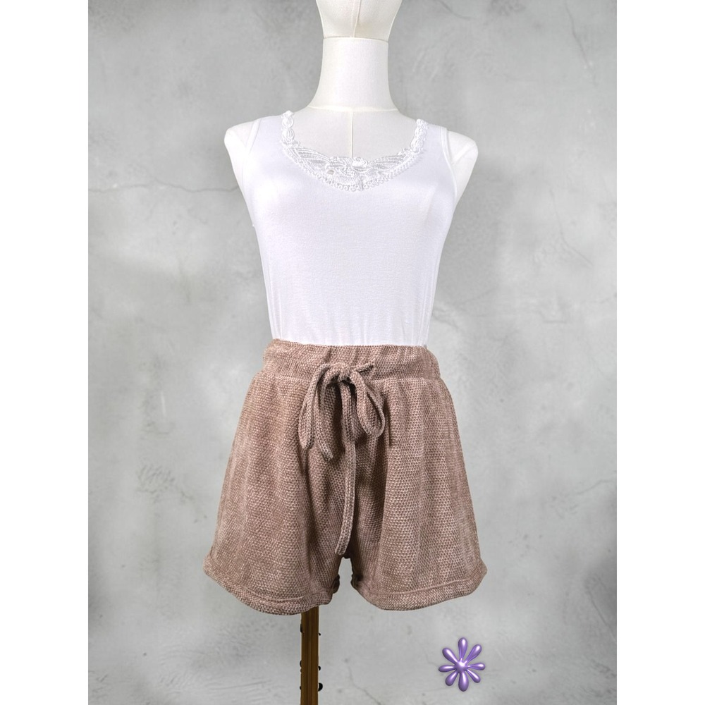 Textured Knit Lounge Shorts Womens M Tan Drawstring Cozy Soft Casual NWOT